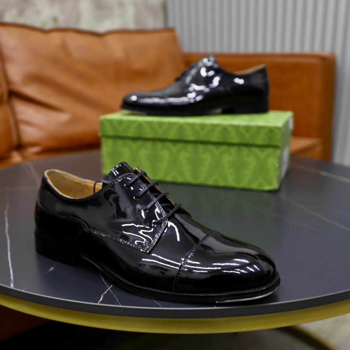 Men's shoes 💰660💰🙅‍♂️🙅‍♂️🙅‍♂️Niuli Brand: Gucci GuCCI Standard code: Men's code 39-44 (45 can be customized) Grade: Same style as the official website Original quality Material: Original cowhide surface Comfortable cowhide lining Original outsole Style category: Men's fashionable casual leather shoes Distinguished big-name luxury elements, top luxury Color: actual picture color